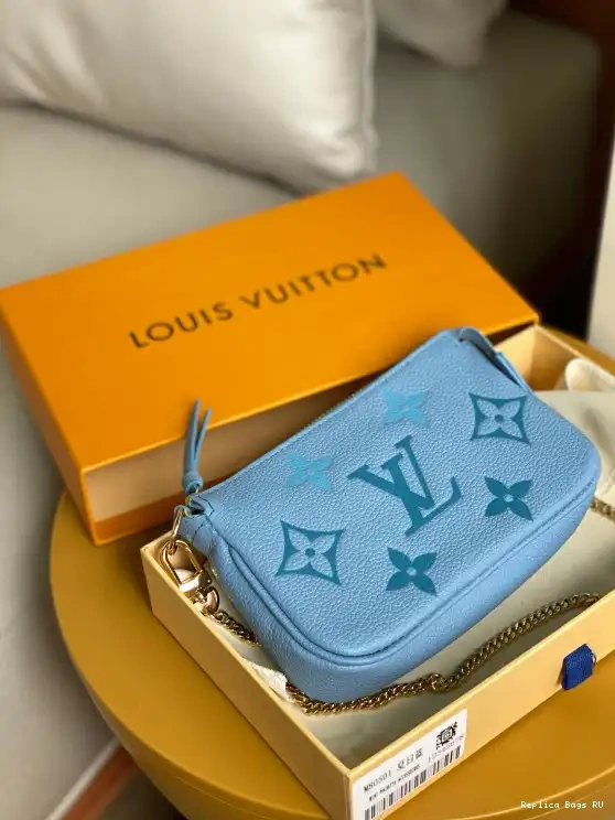 Cheap LOUIS VUITTON ACCESSOIRES MINI POCHETTE 0703